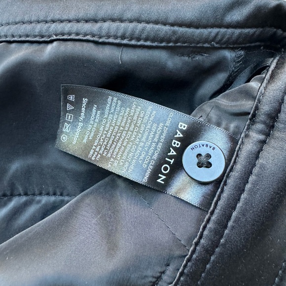 Aritzia Command Cropped Pant, black, size 6 - Picture 7 of 9